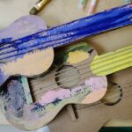 Fazendo instrumentos musicais com materiais reciclados